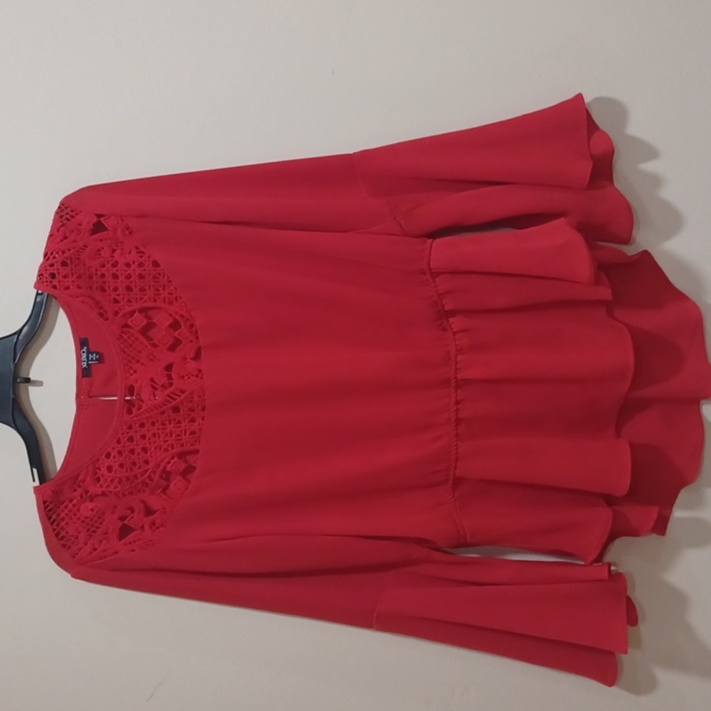 Women's XL top